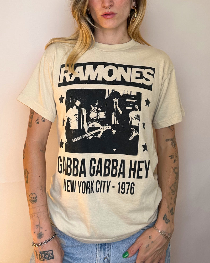 Ramones Tee - M