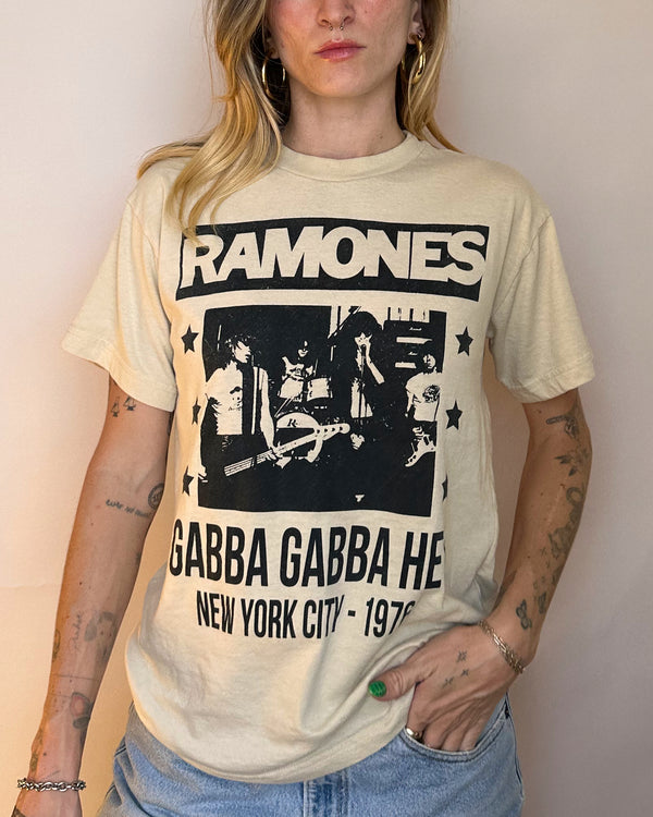 Ramones Tee - M